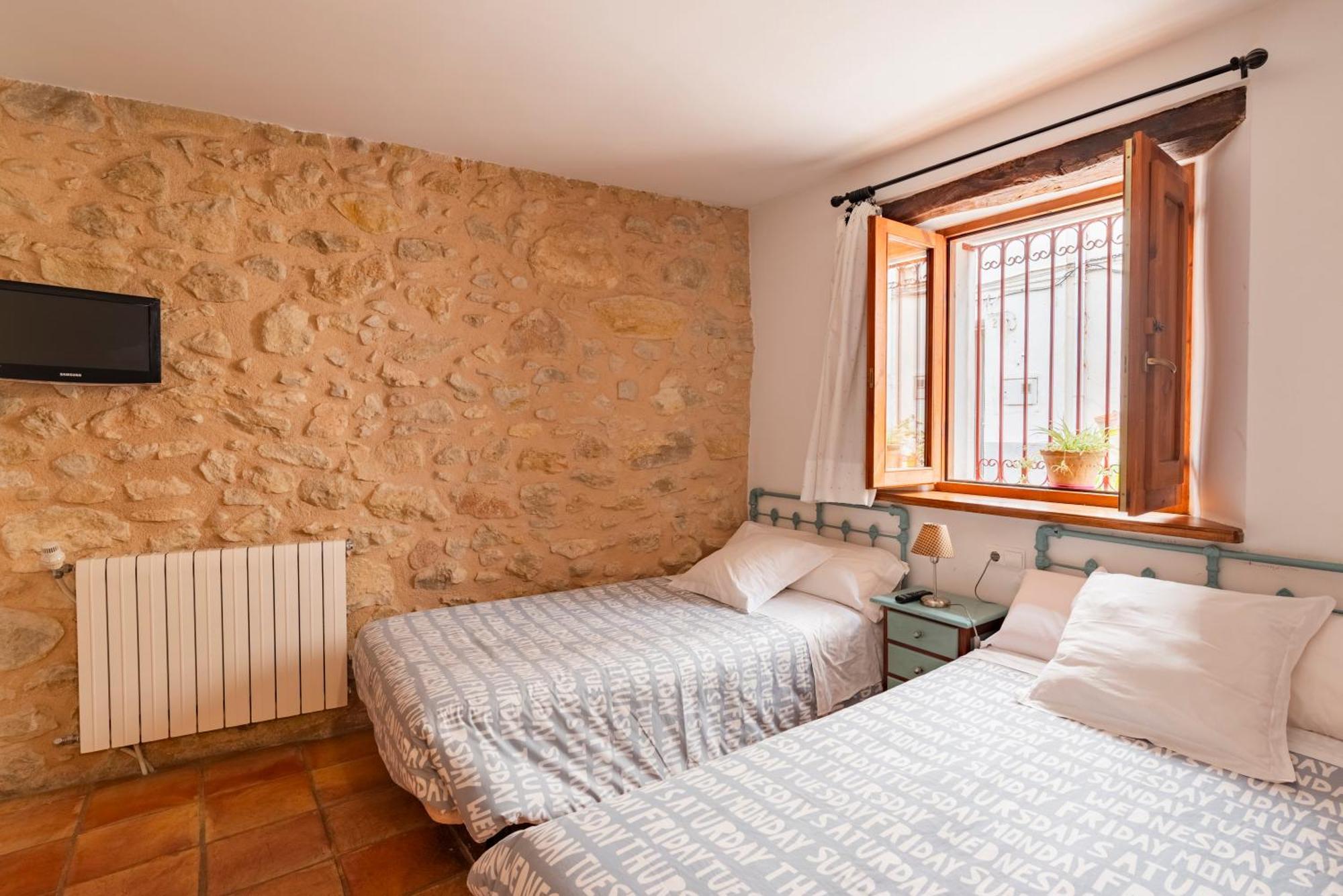 La Llar D'Aitana Guest House Alcoleja Exterior photo